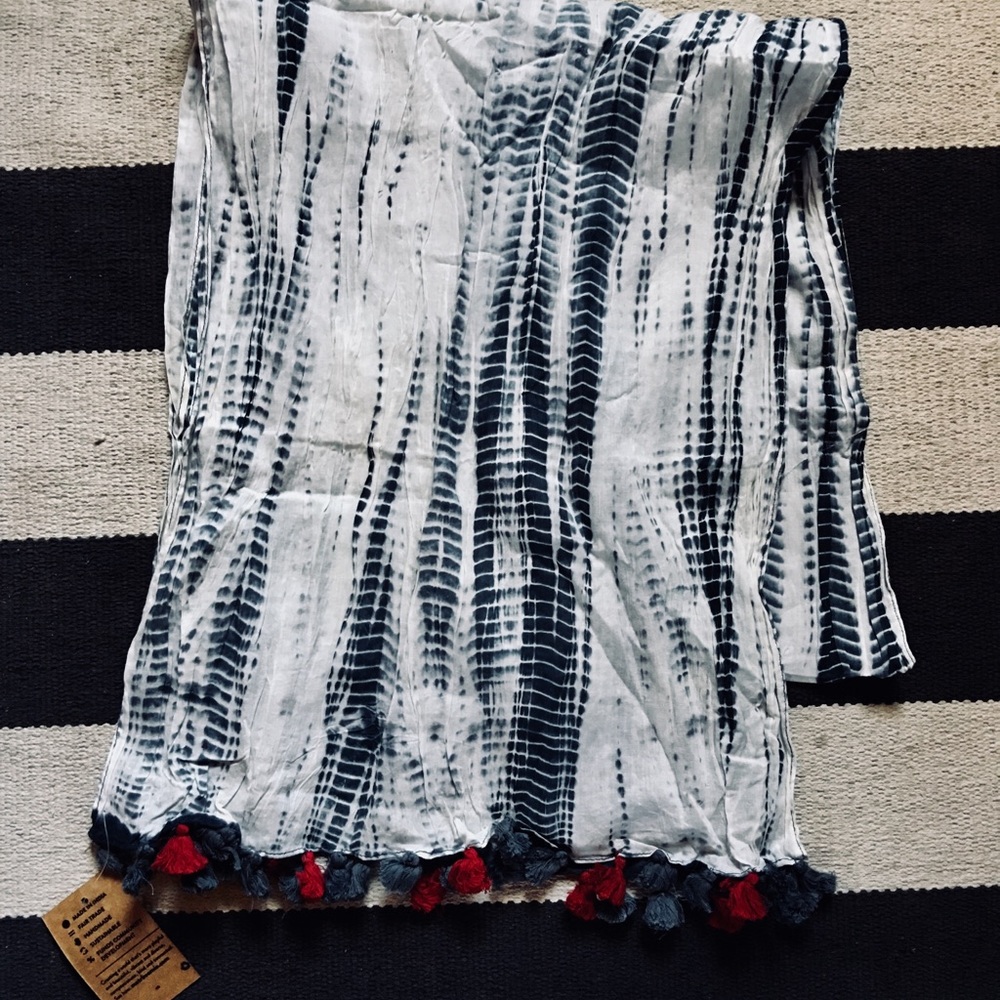 Fair trade tie dye scarf 